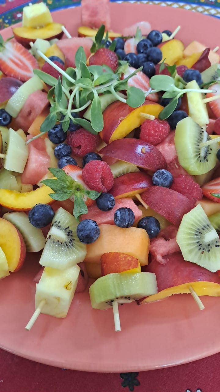 Fruit Kebabs Platter (Serves 10-12) 3 Fruit Kebabs Platter (Serves 10-12)